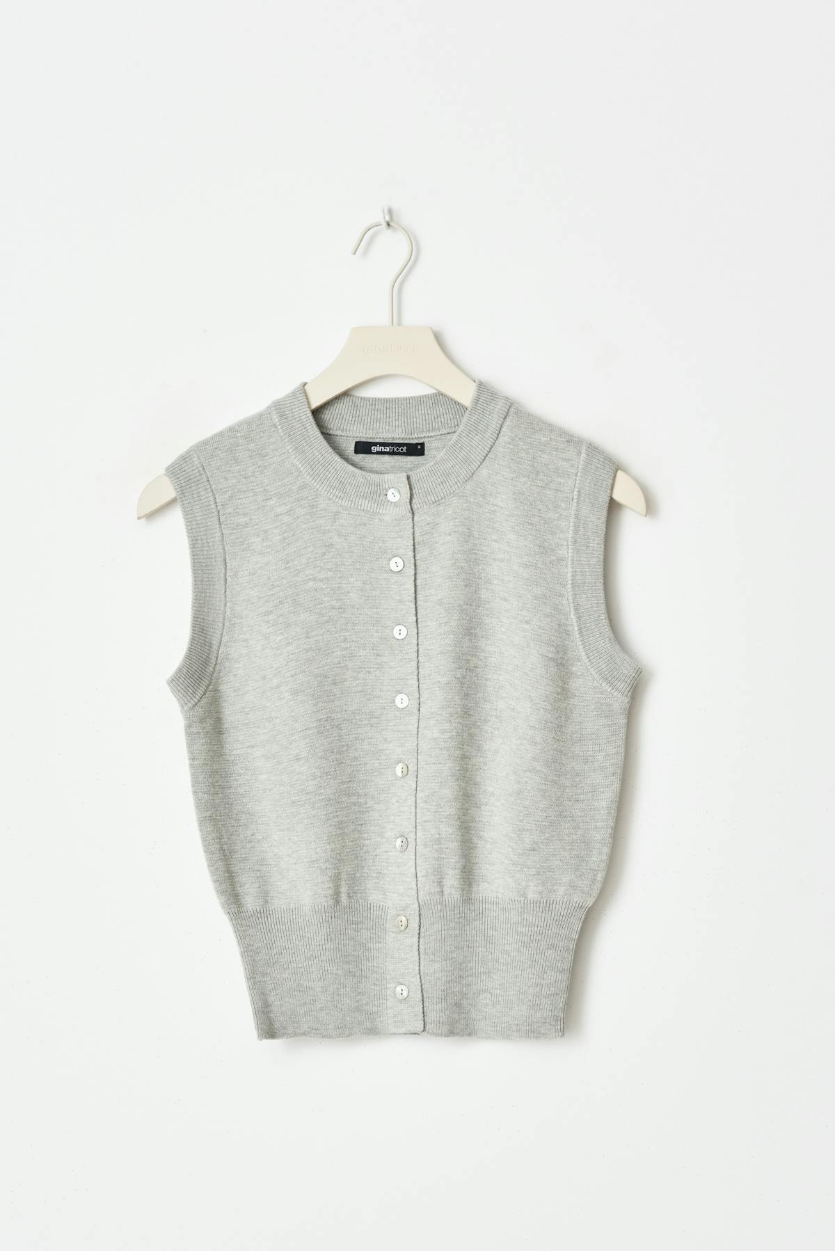 Knitted vest
