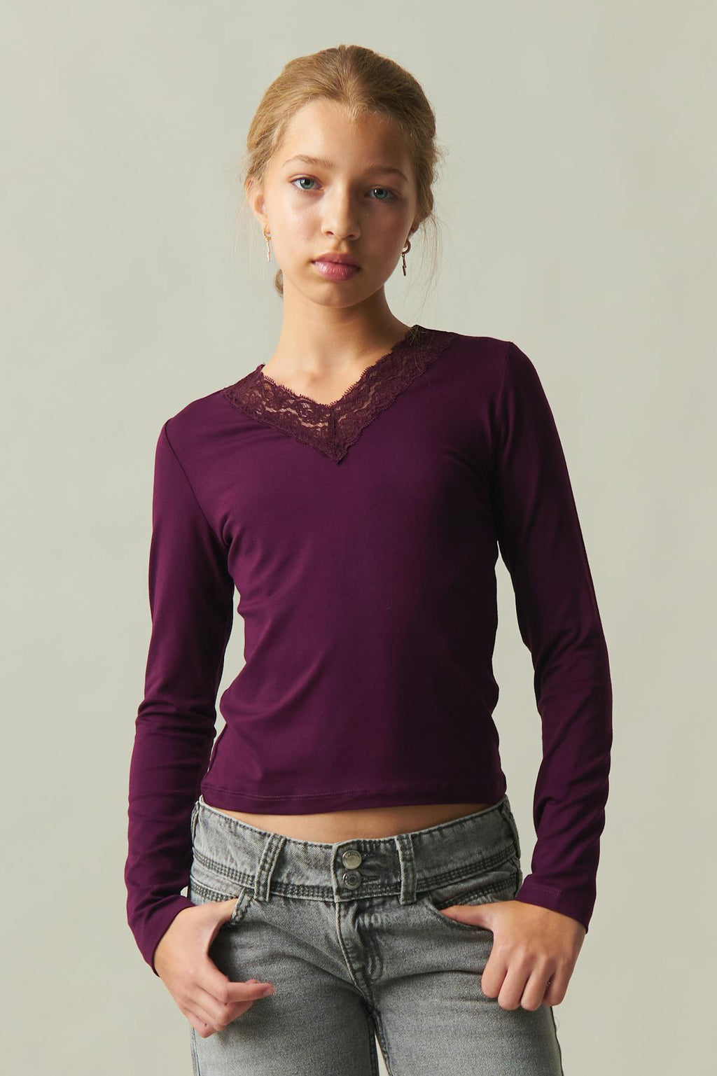 Y lace top