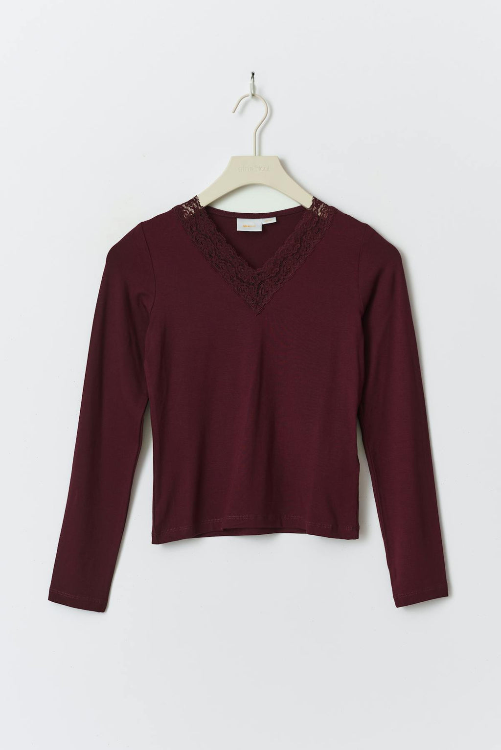 Y lace top