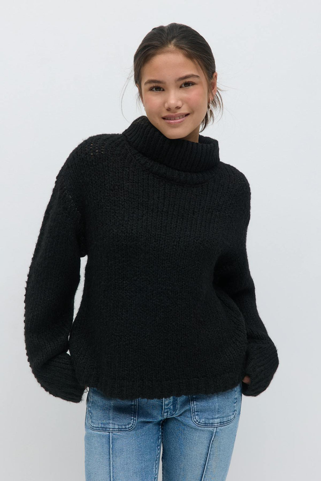 Y stitch sweater