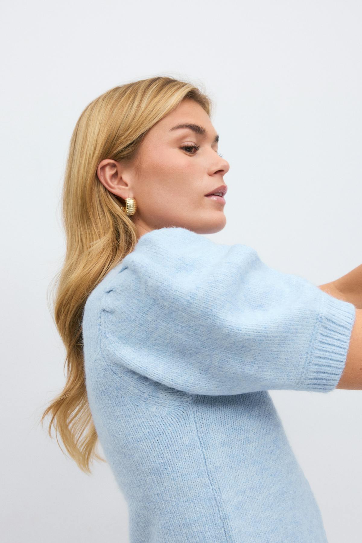 Knitted cardigan