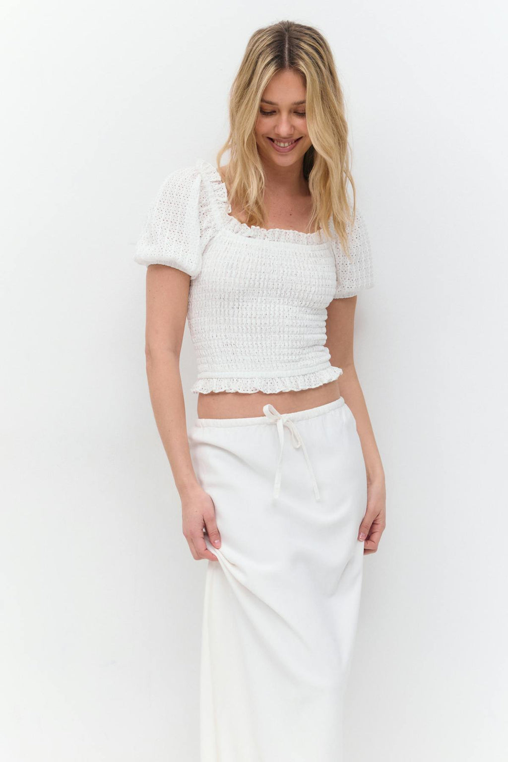 Puff sleeve frill top