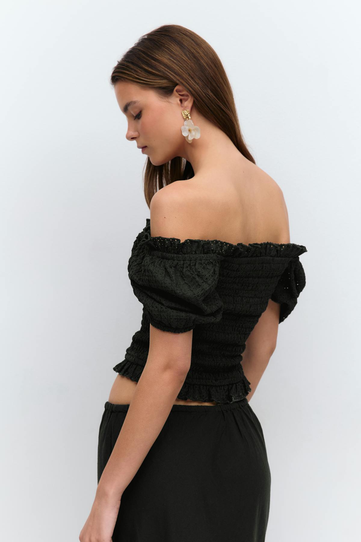 Puff sleeve frill top