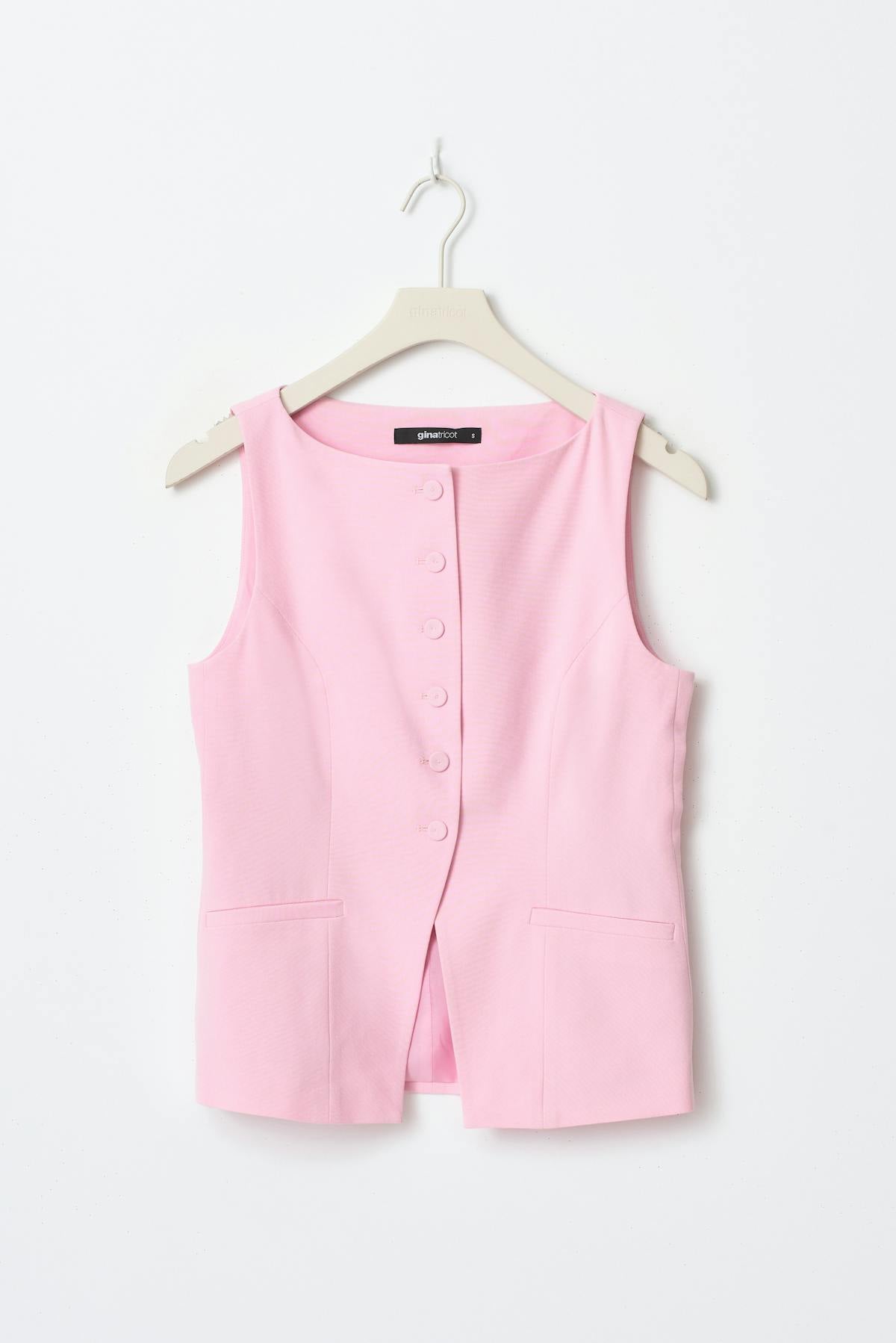 Tailored boatneck vest