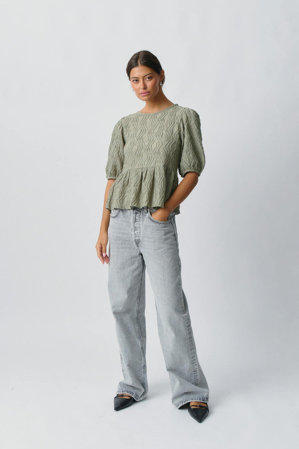 Tie top