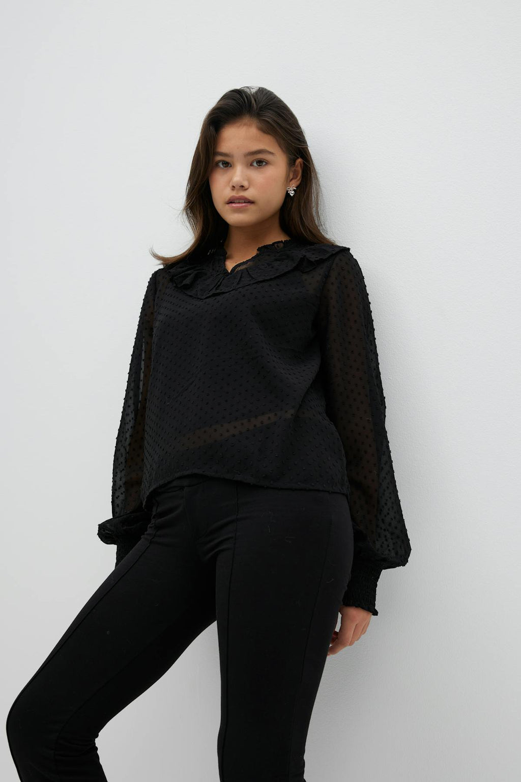 Y flounce blouse