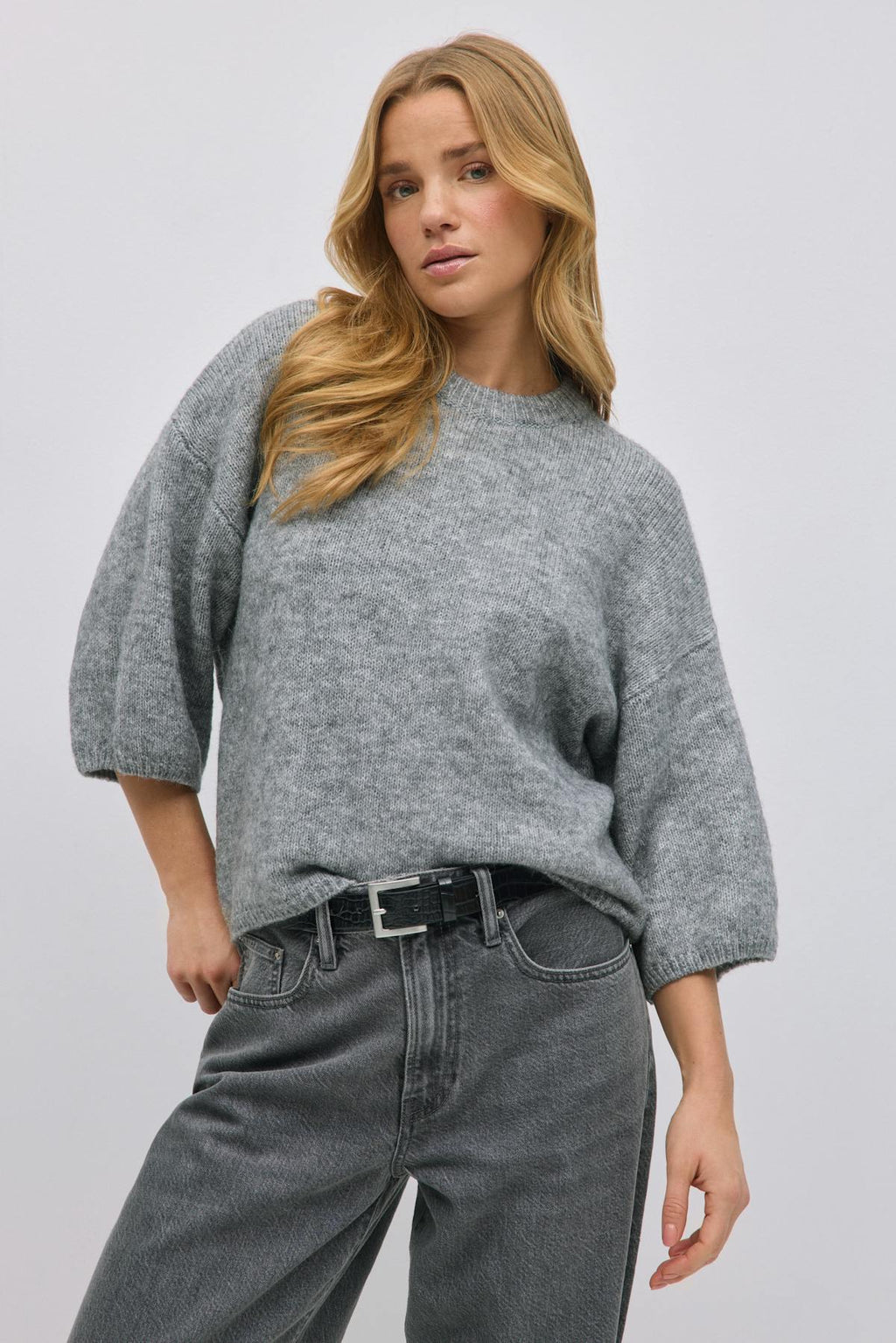 Knitted short sleeve top