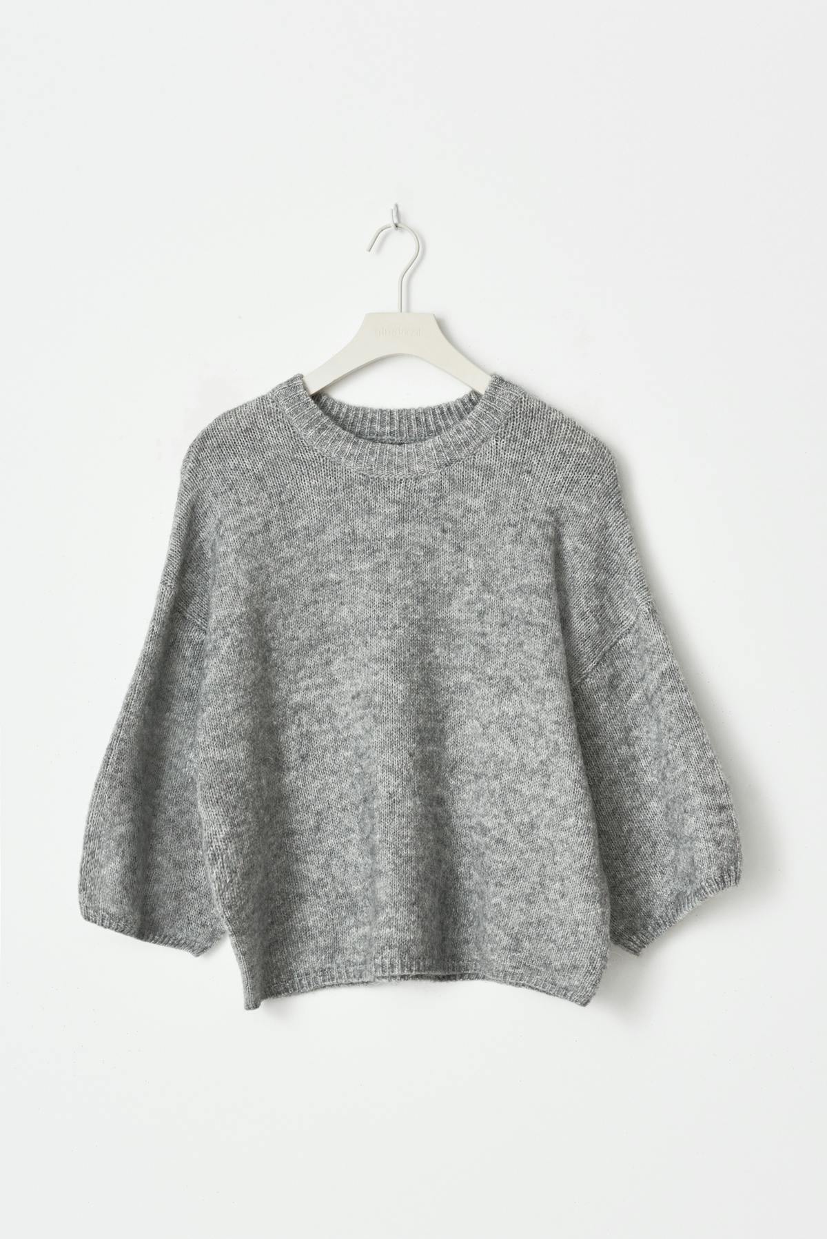 Knitted short sleeve top