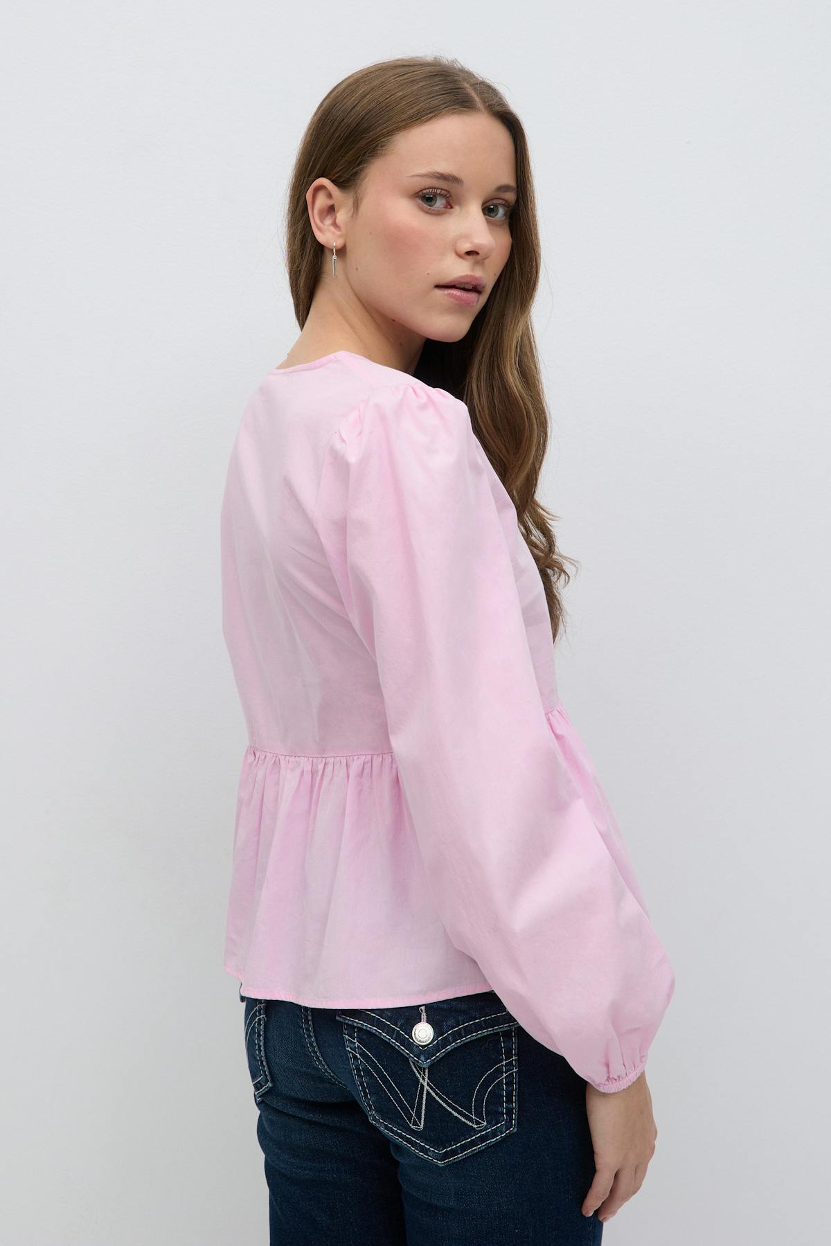 Y puff sleeve blouse