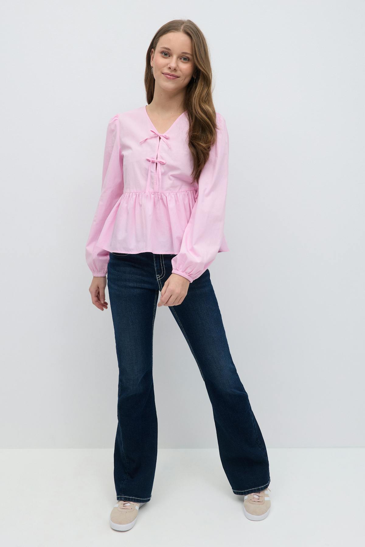 Y puff sleeve blouse