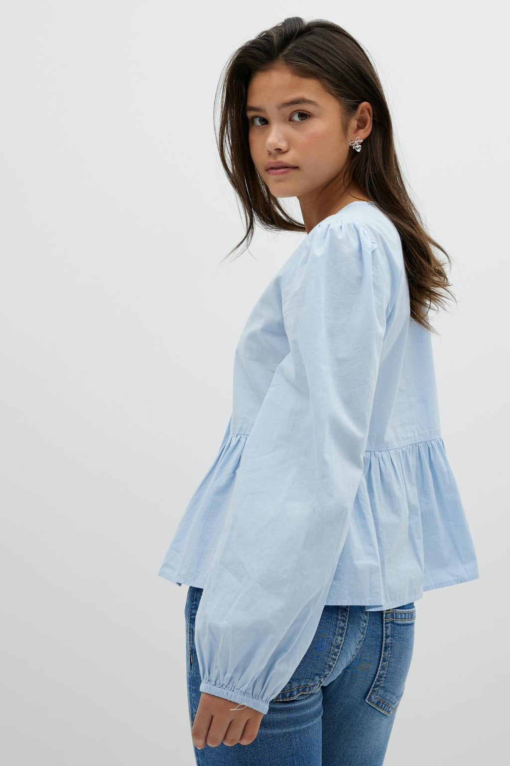 Y puff sleeve blouse