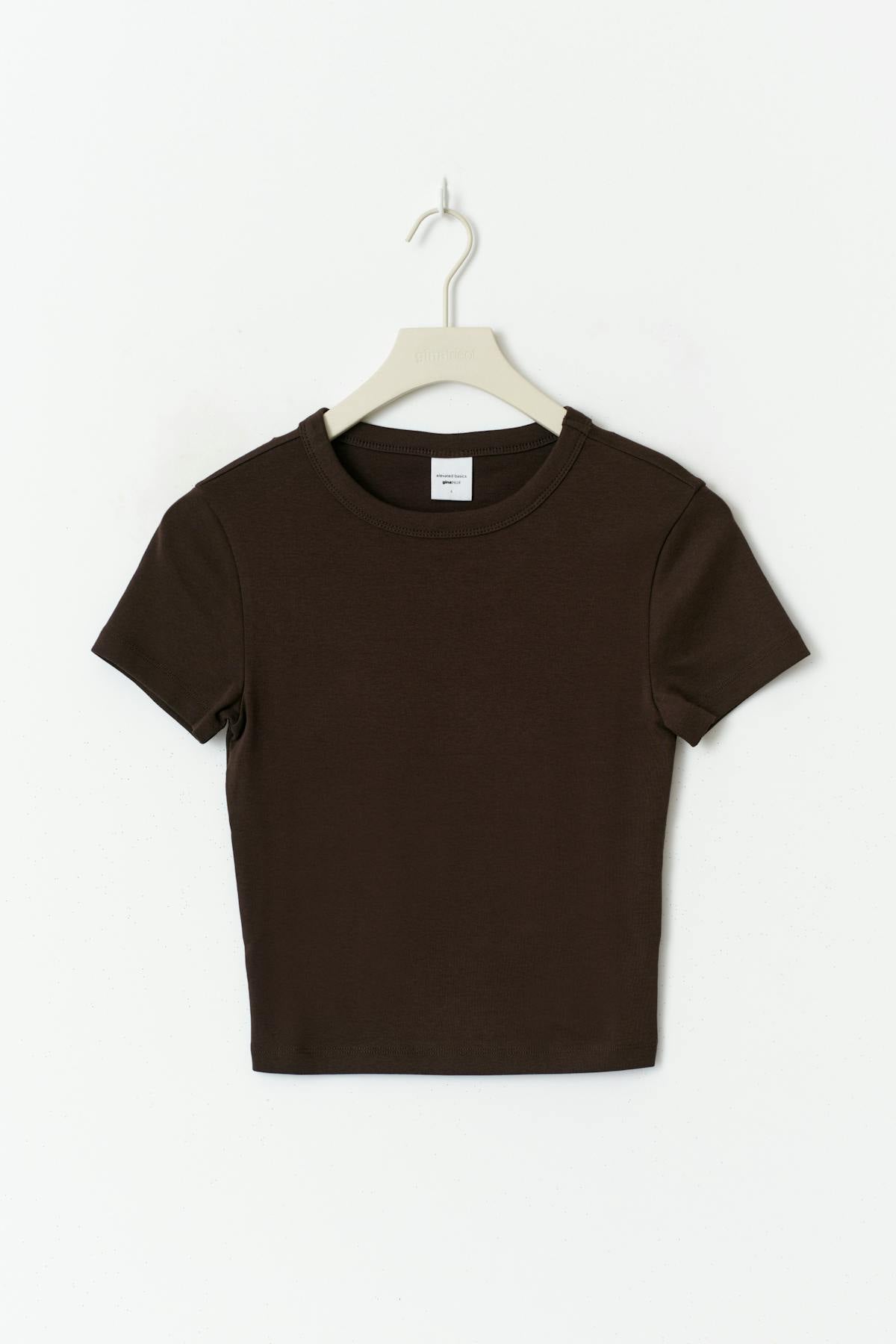 Basic tight top