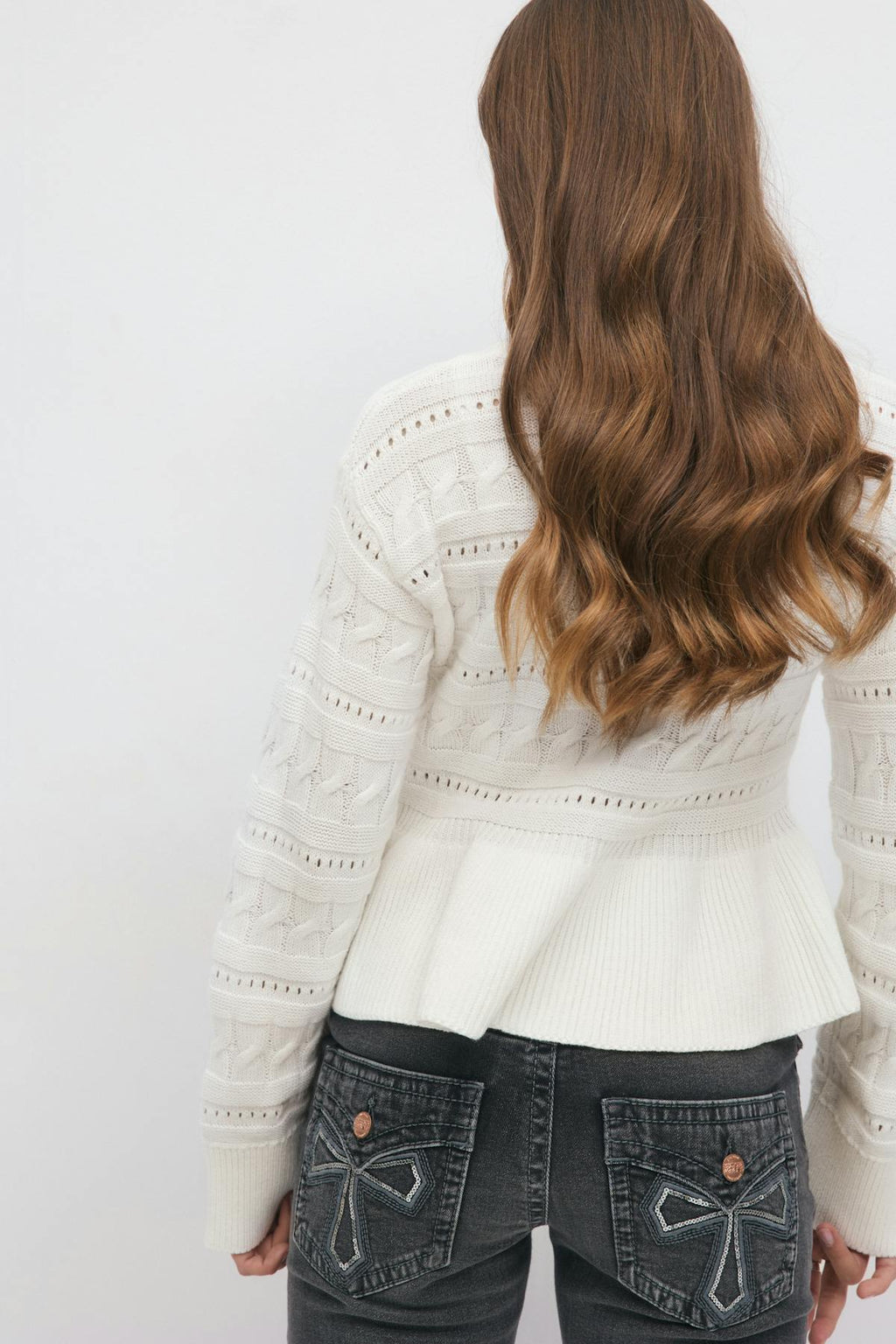Y cable knitted sweater