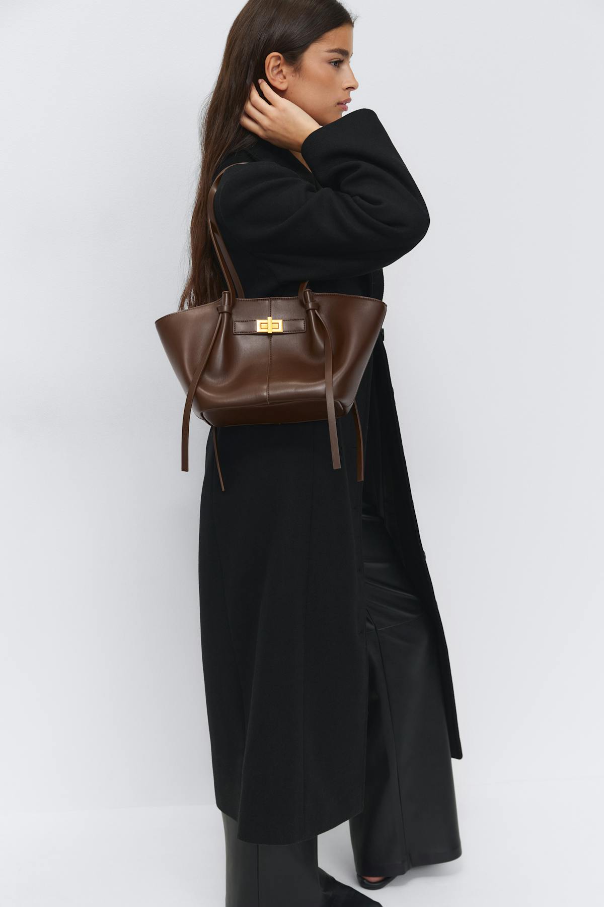 Midi long strap bag