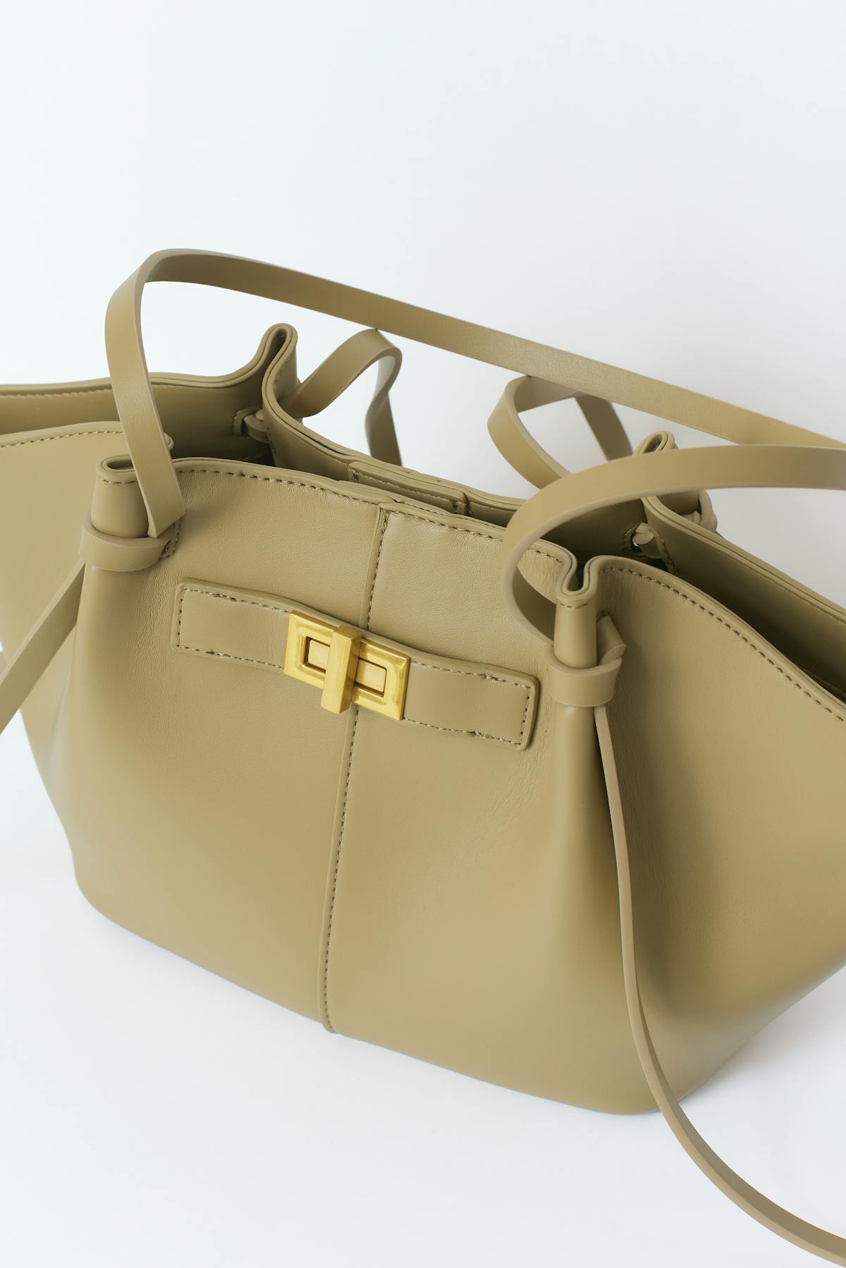 Midi long strap bag