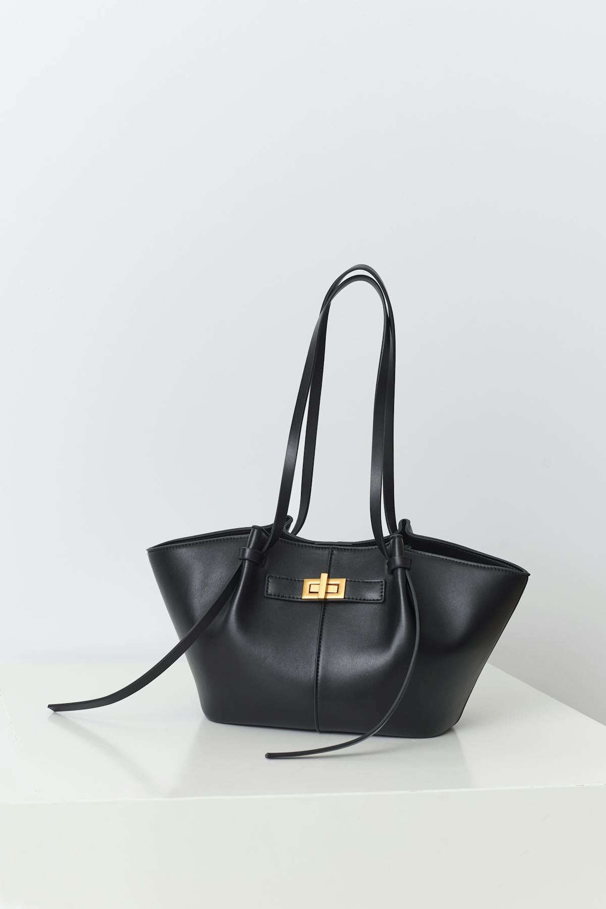 Midi long strap bag