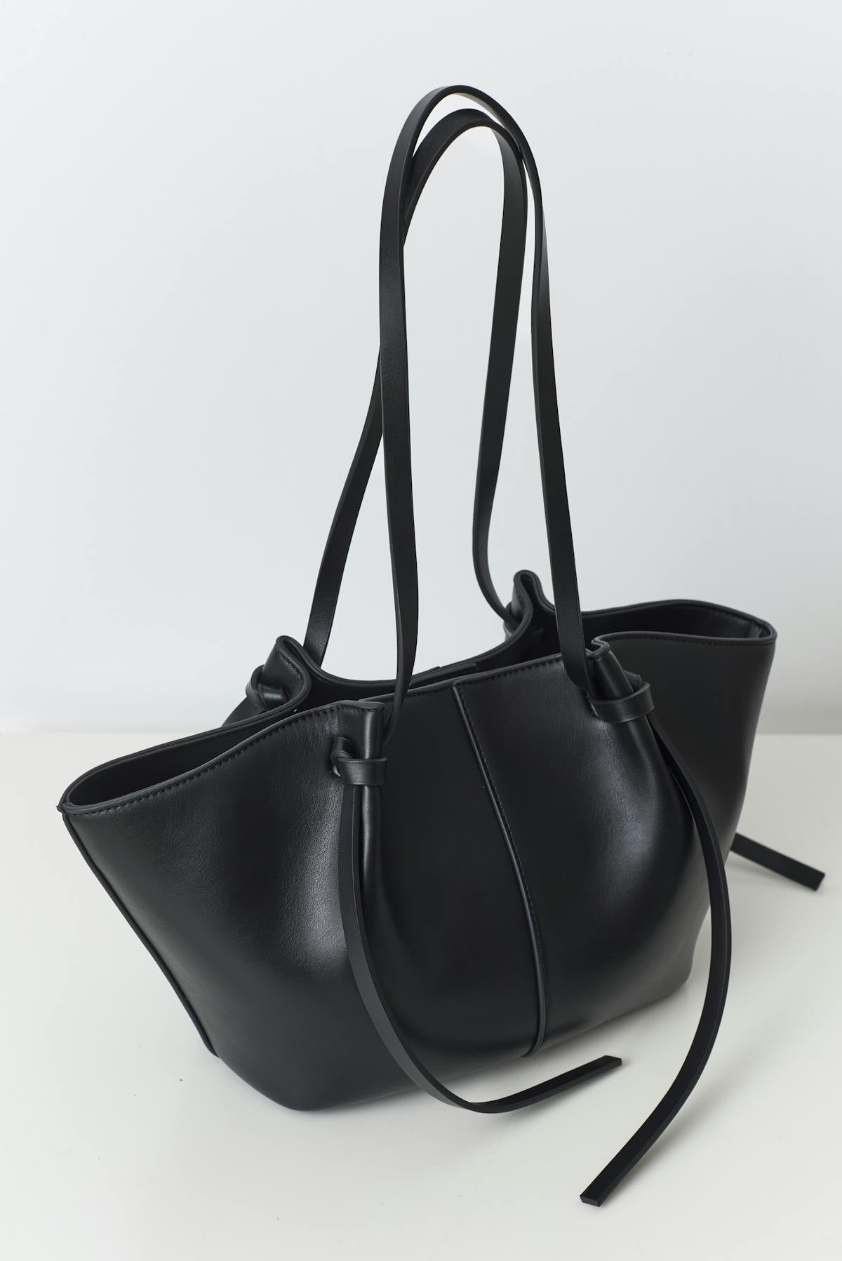 Midi long strap bag