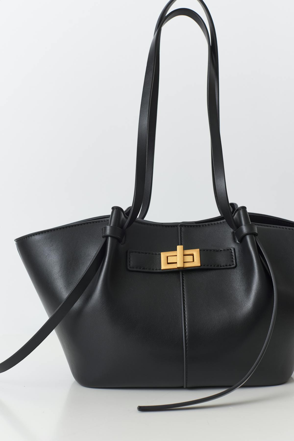 Midi long strap bag