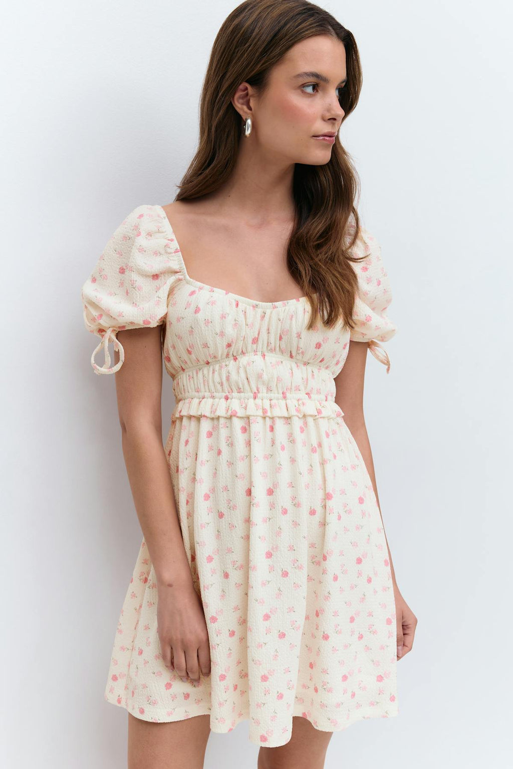 Puff sleeve dress