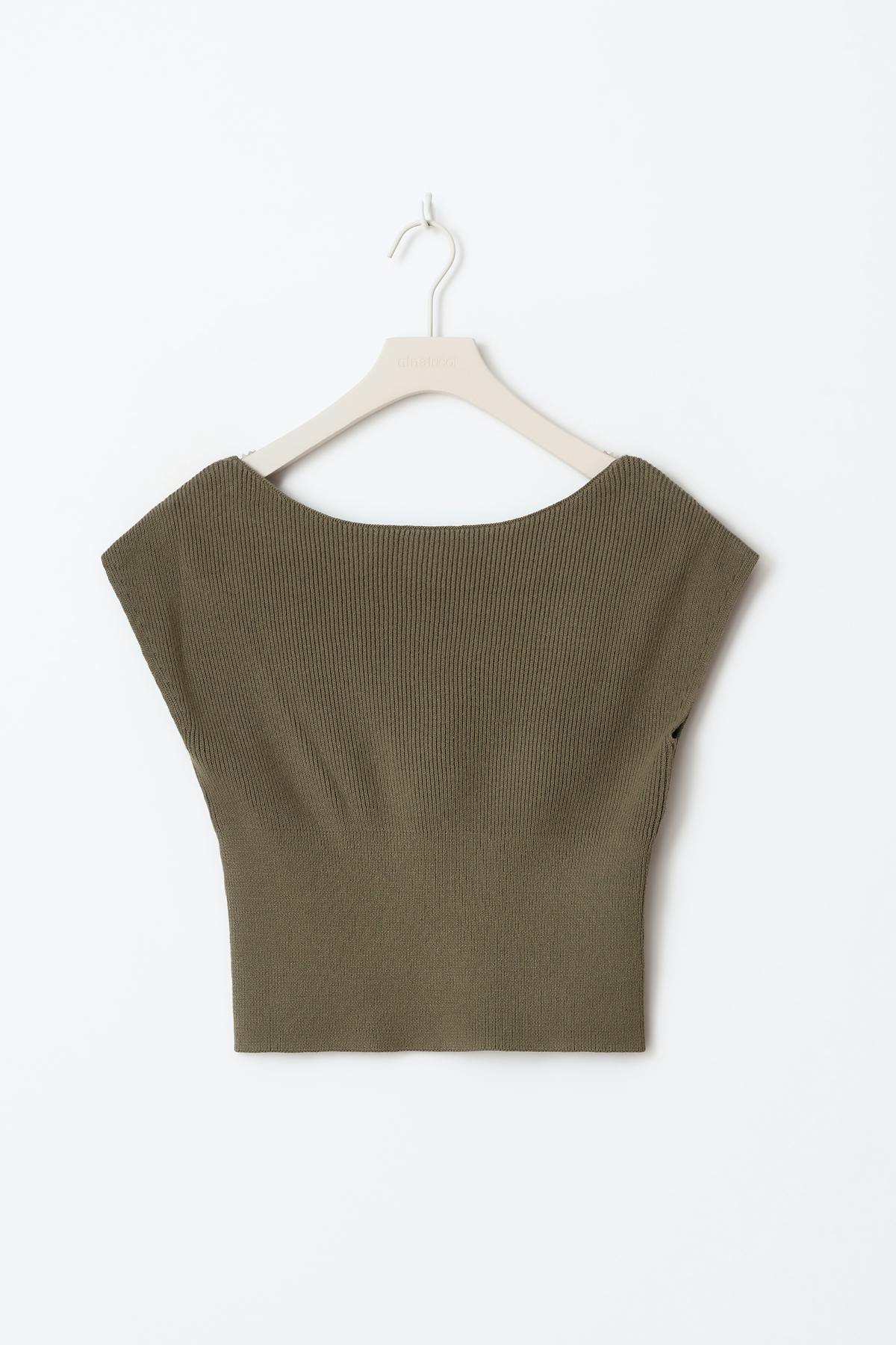 Y knitted rib top