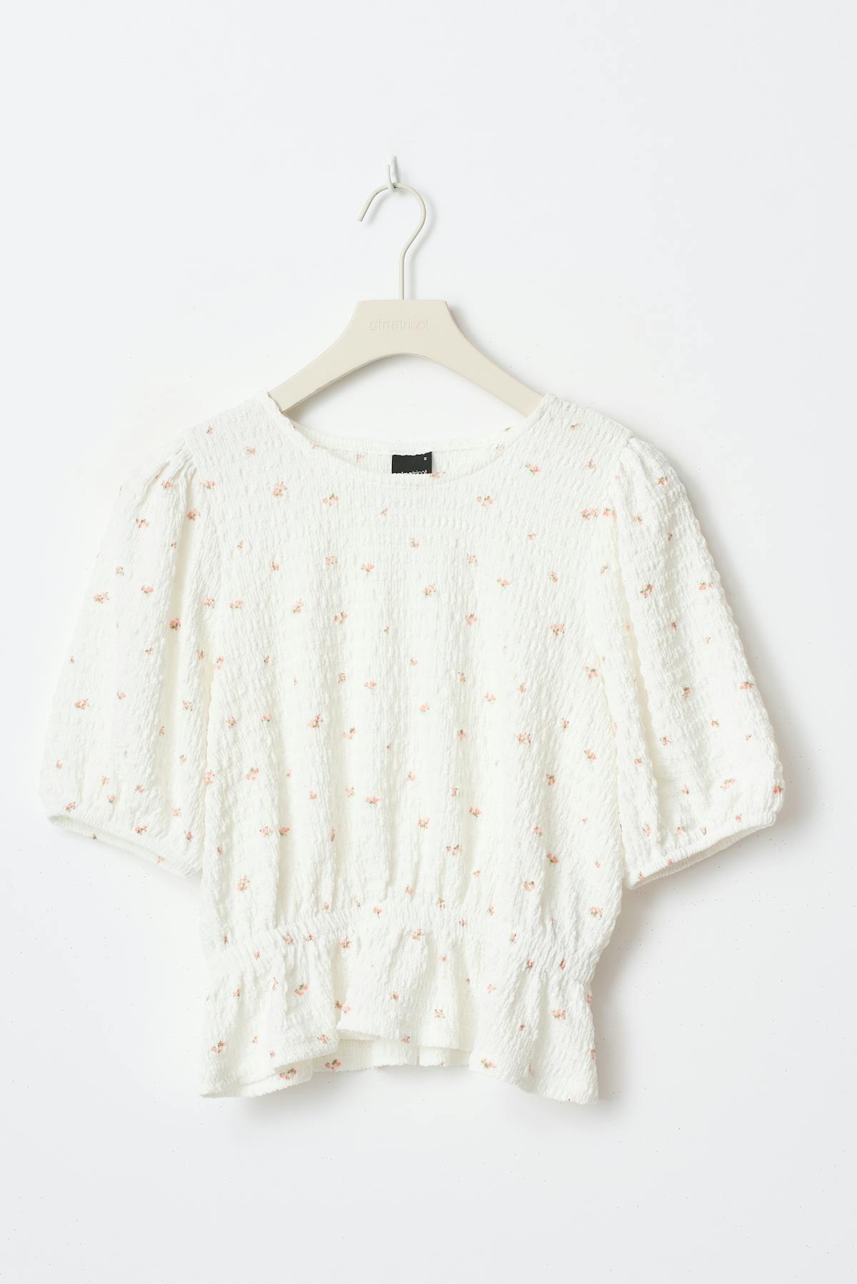 Puff sleeve top