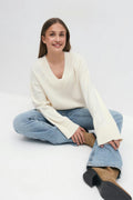 Y knit v-neck sweater