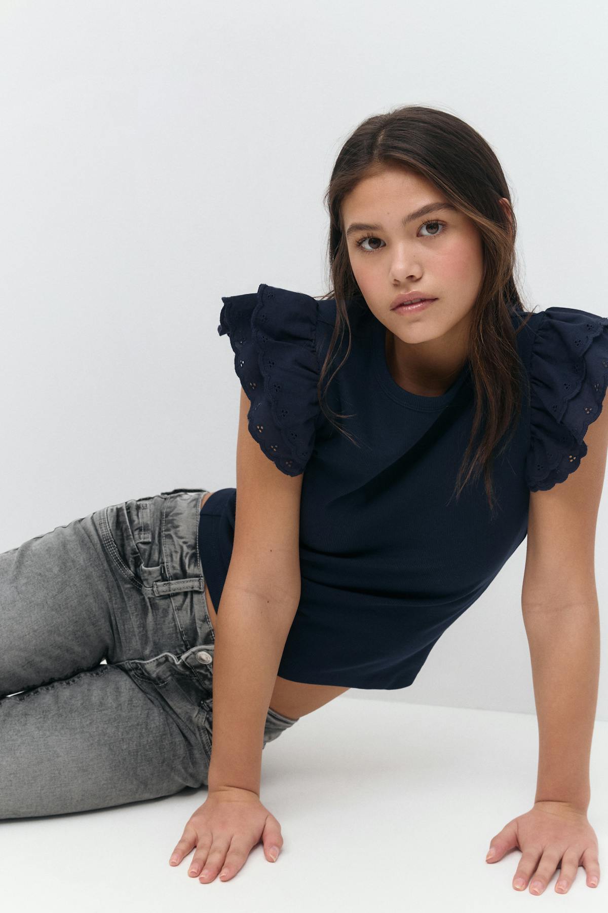 Y frill top
