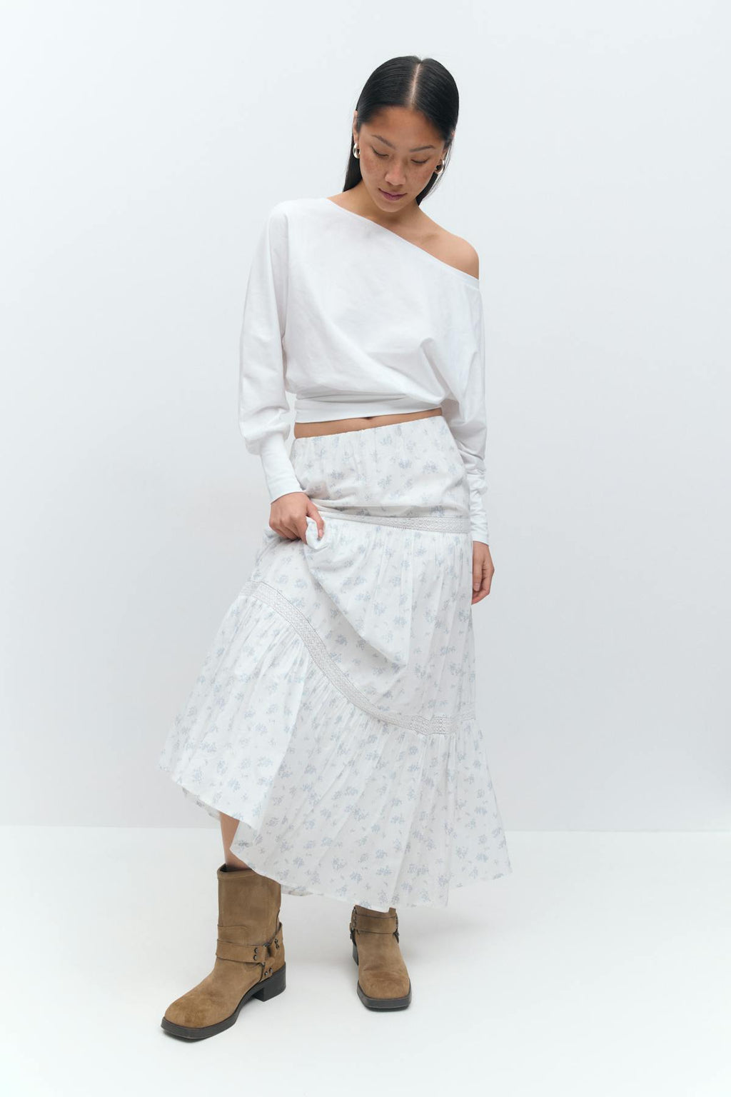 Lace maxi skirt