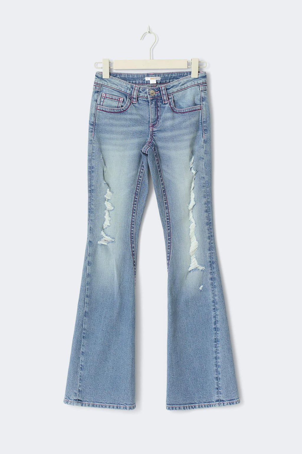 Iconic twisted jeans