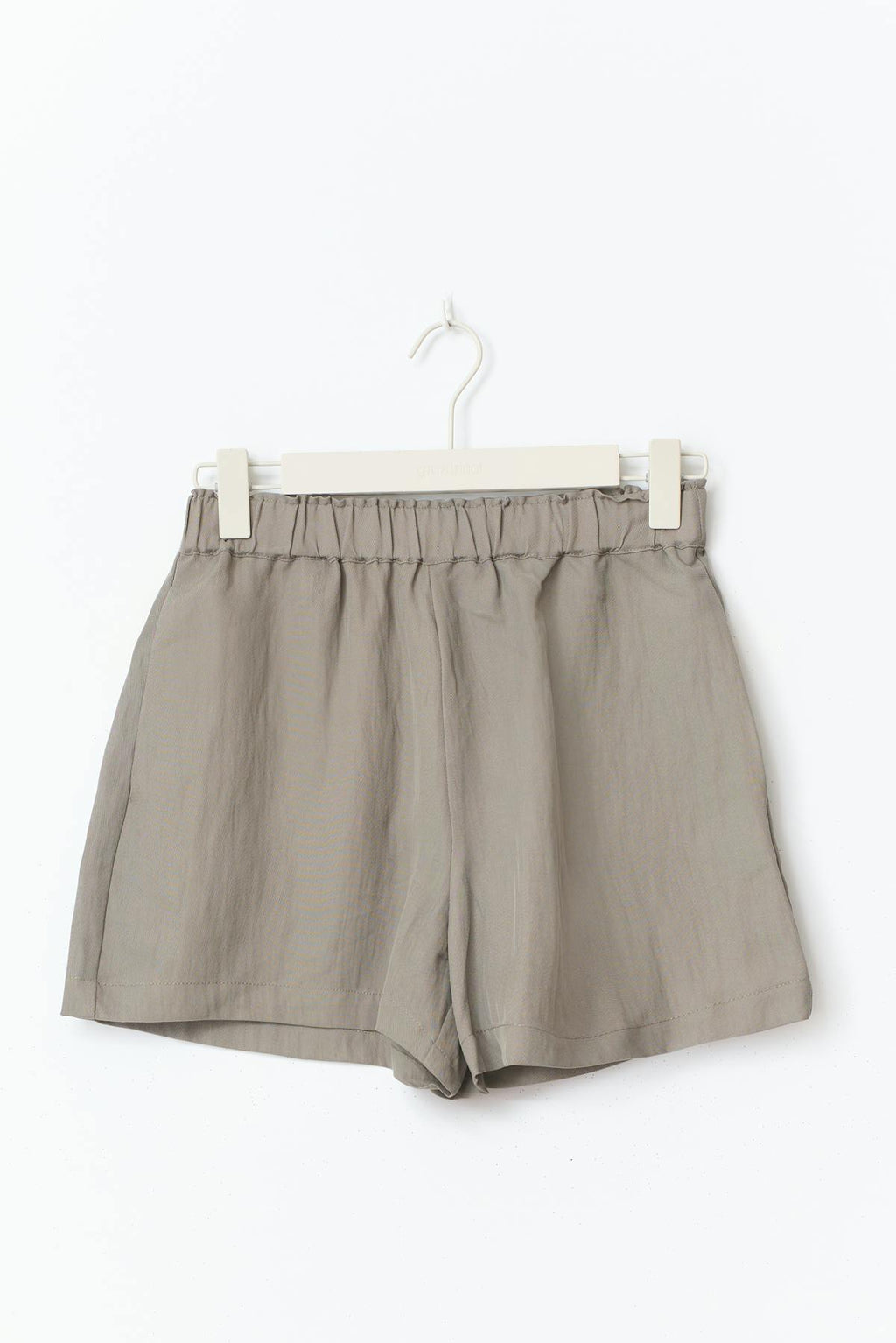 Relaxed high waist shorts