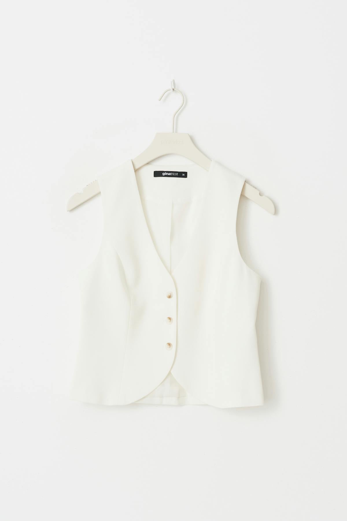 Short v-neck vest