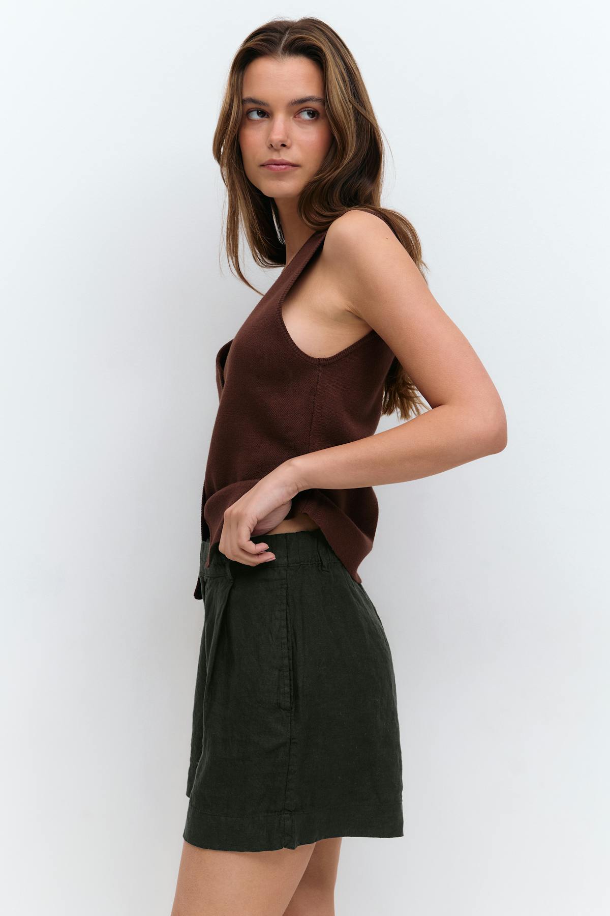 Linen shorts