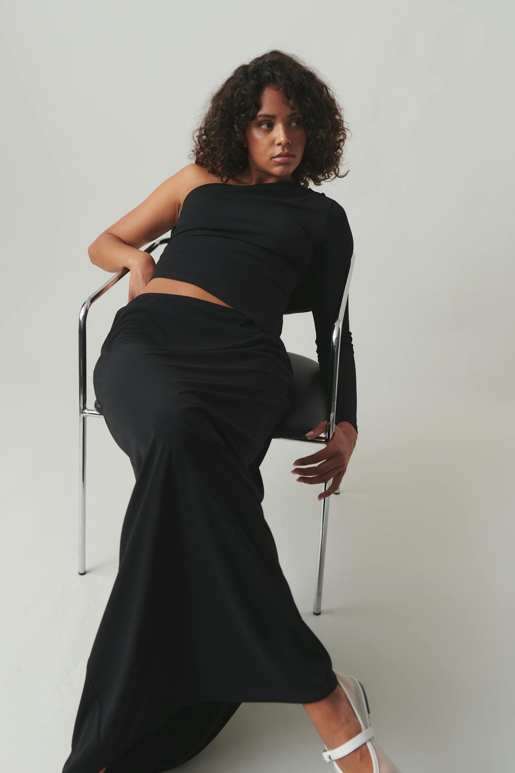 One shoulder top