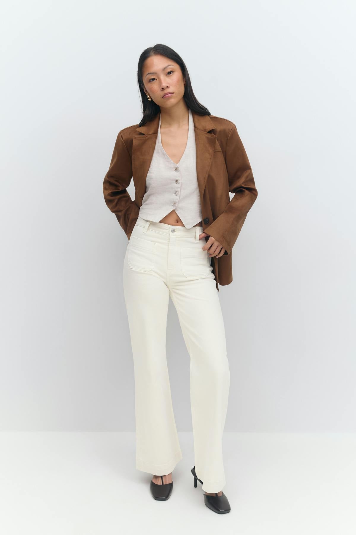 Front pocket flare jeans