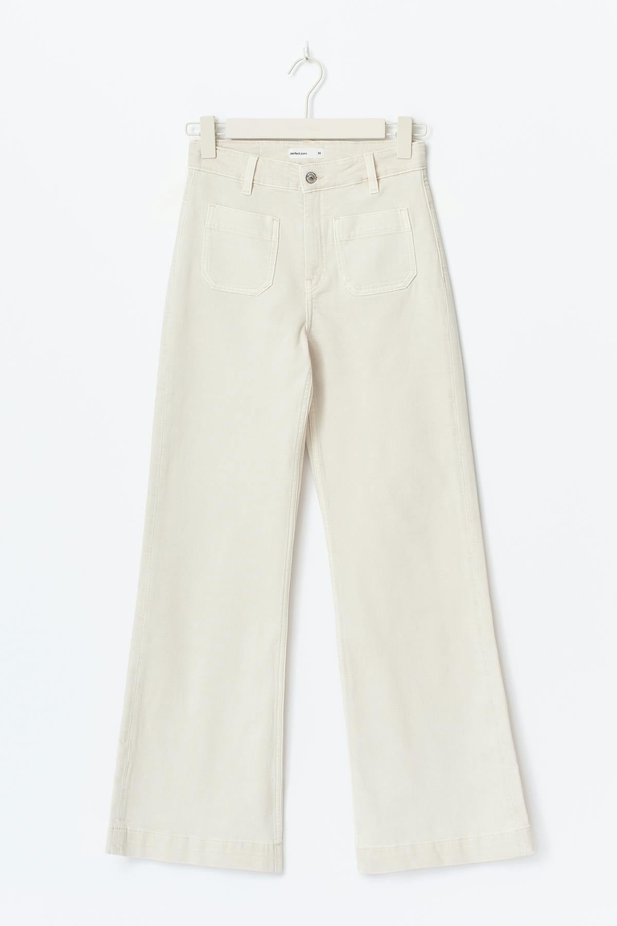 Front pocket flare jeans