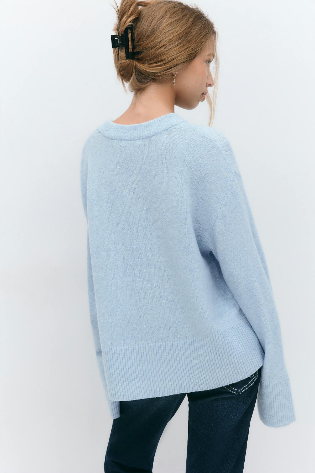 Y knitted sweater