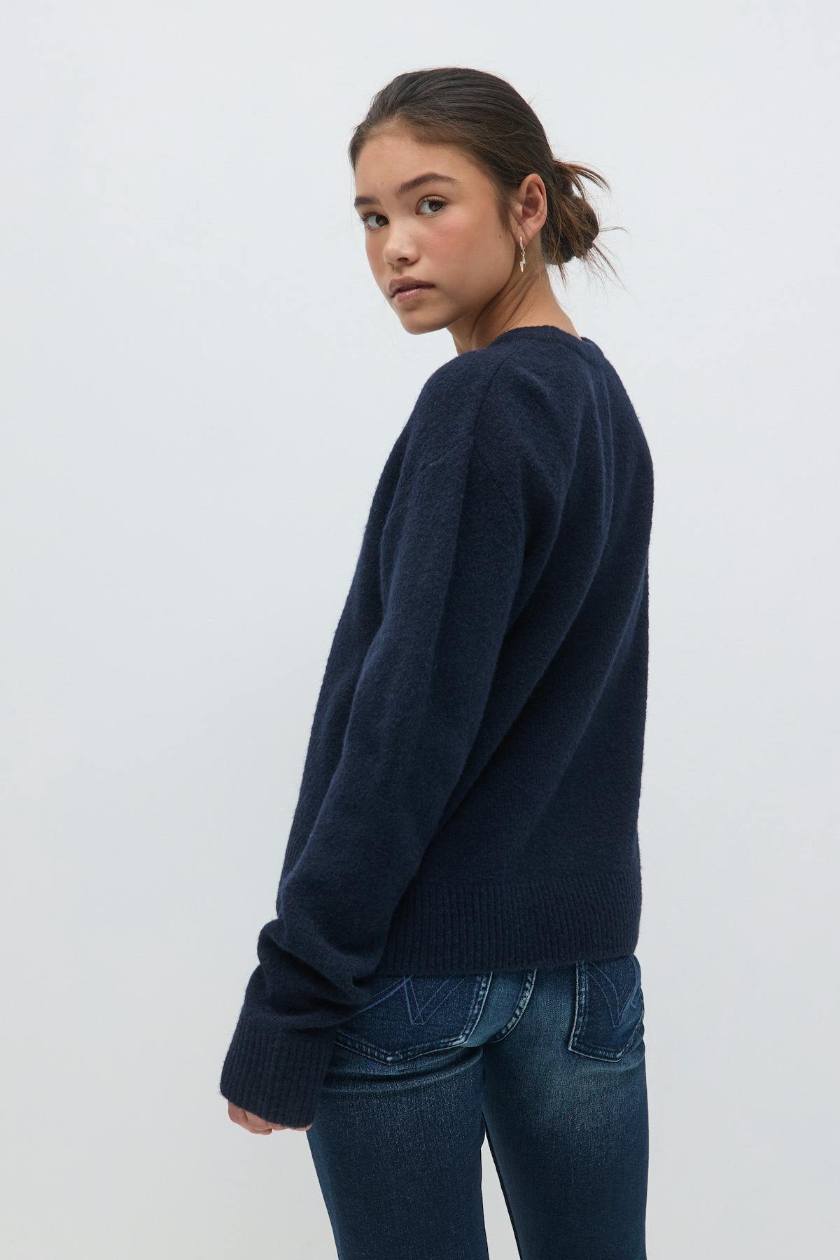 Y knitted sweater