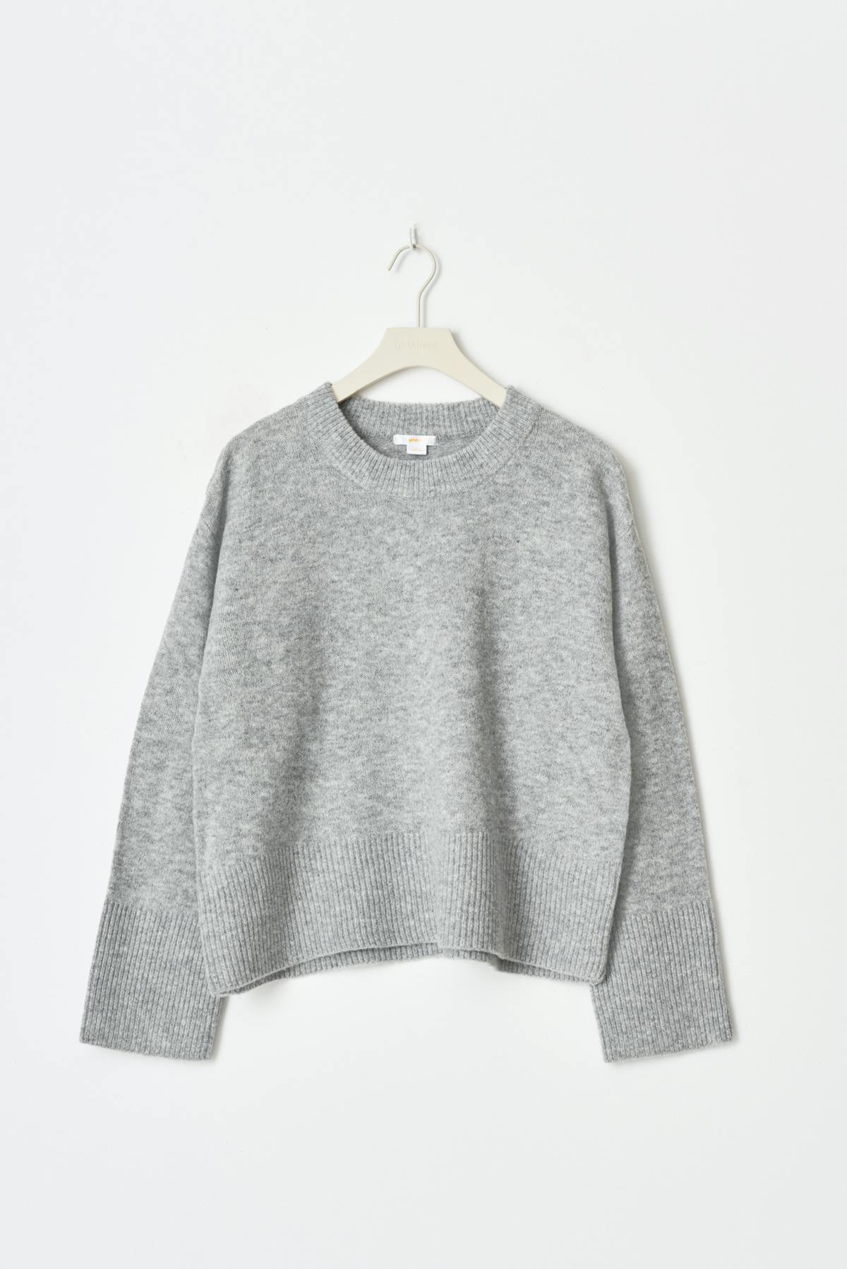 Y knitted sweater