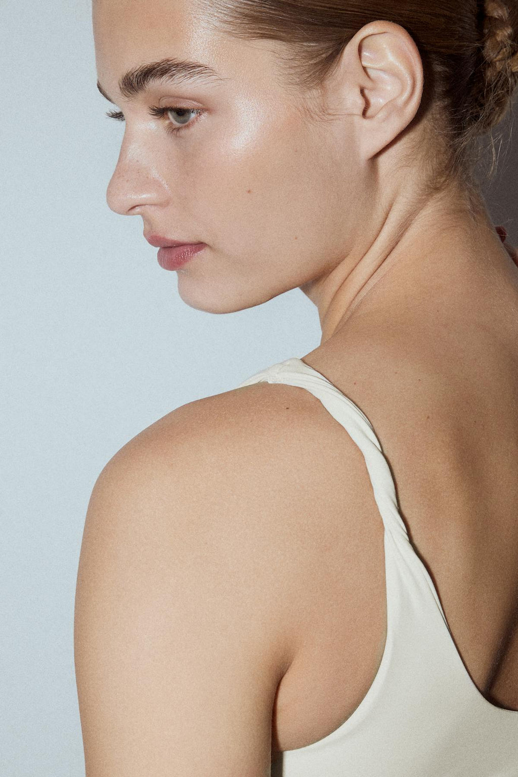 Yoga twist singlet