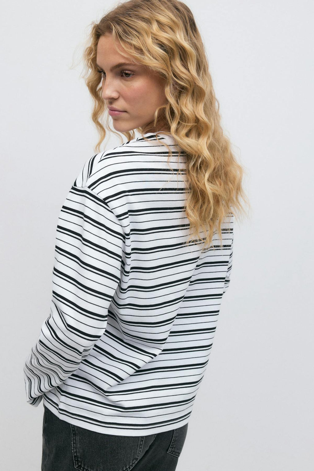 Loose fit long sleeve tee