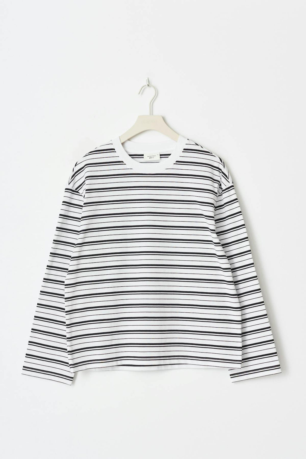 Loose fit long sleeve tee