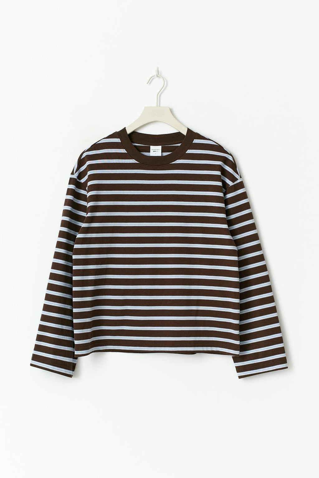 Loose fit long sleeve tee