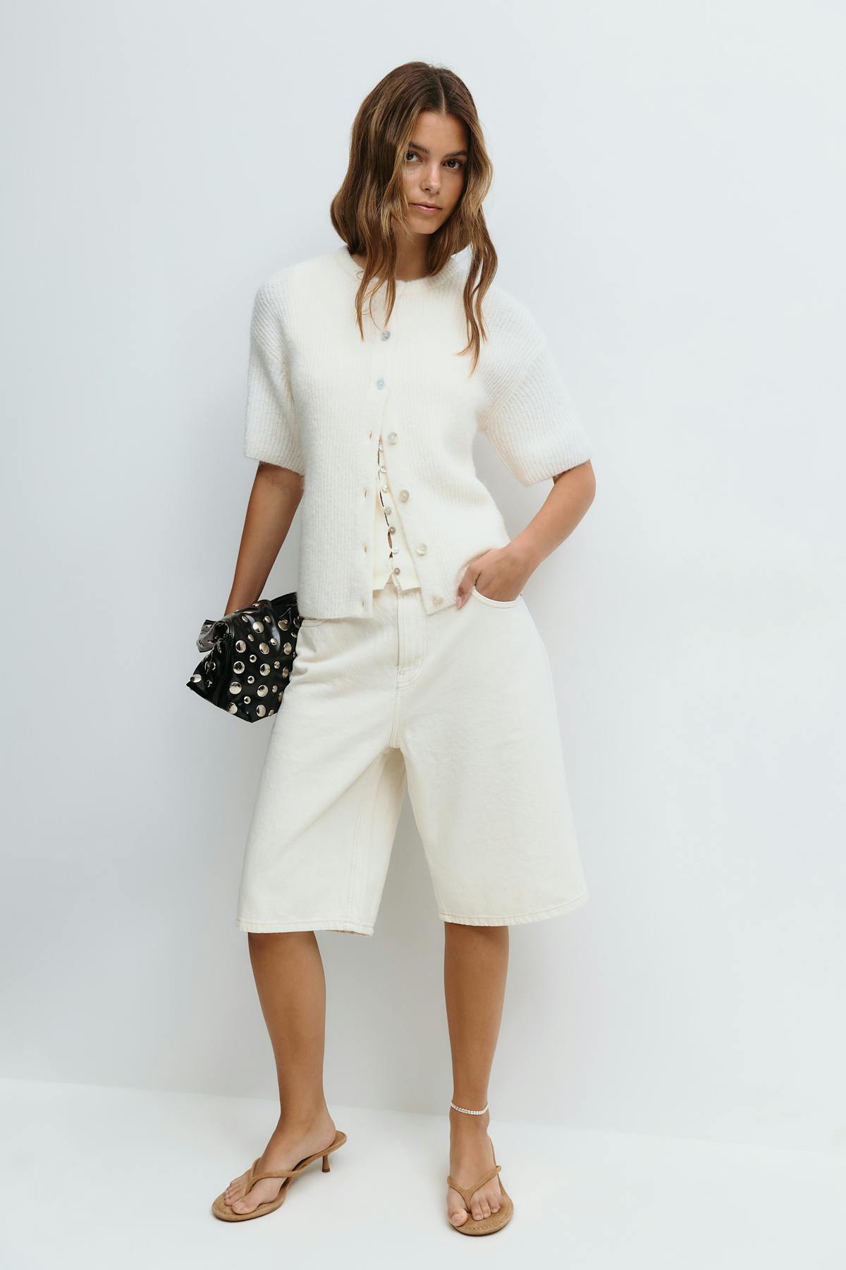 Short sleeve knitted cardigan
