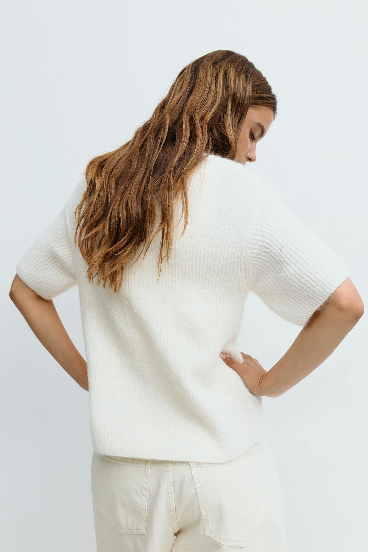 Short sleeve knitted cardigan