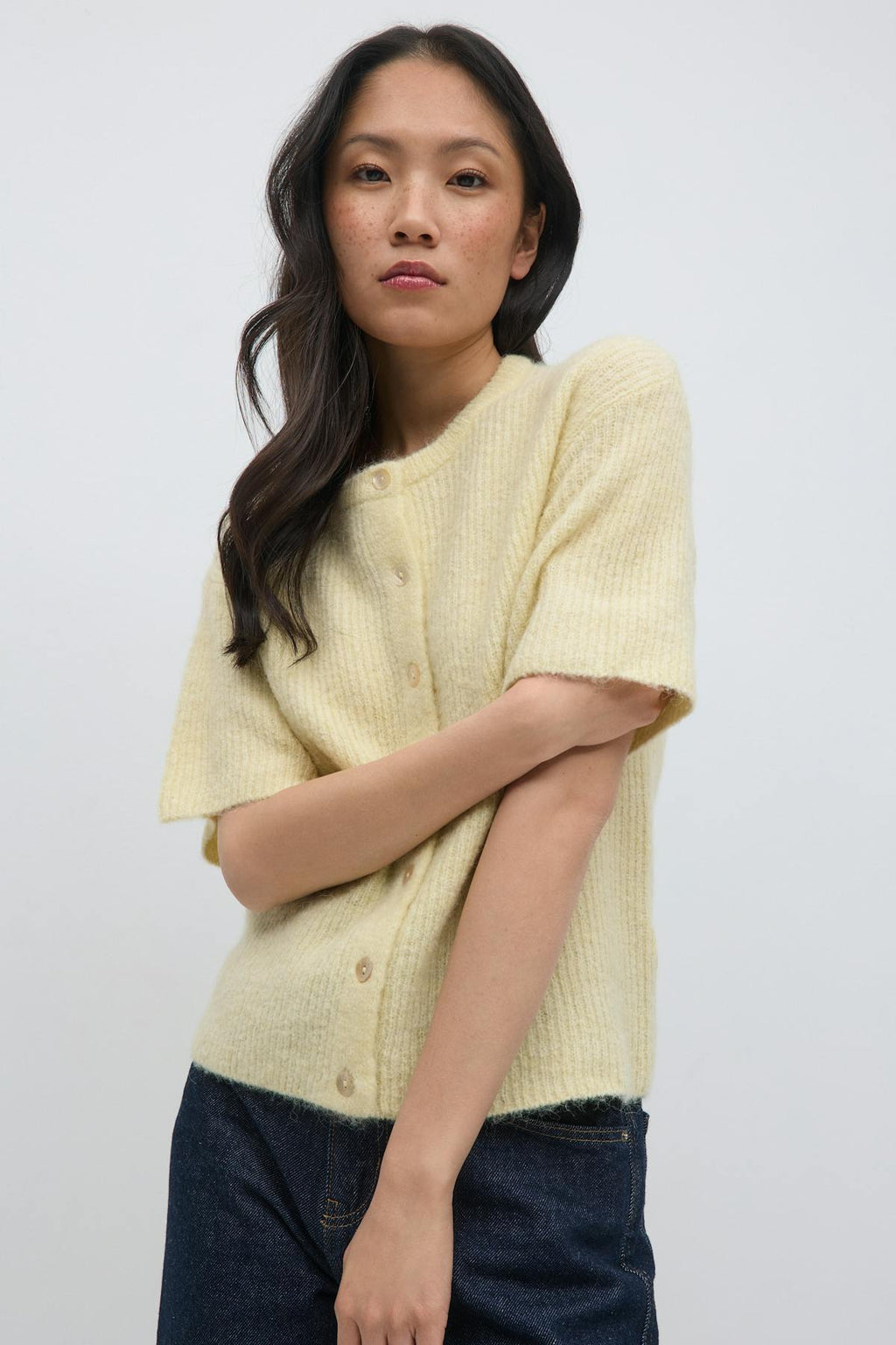 Short sleeve knitted cardigan