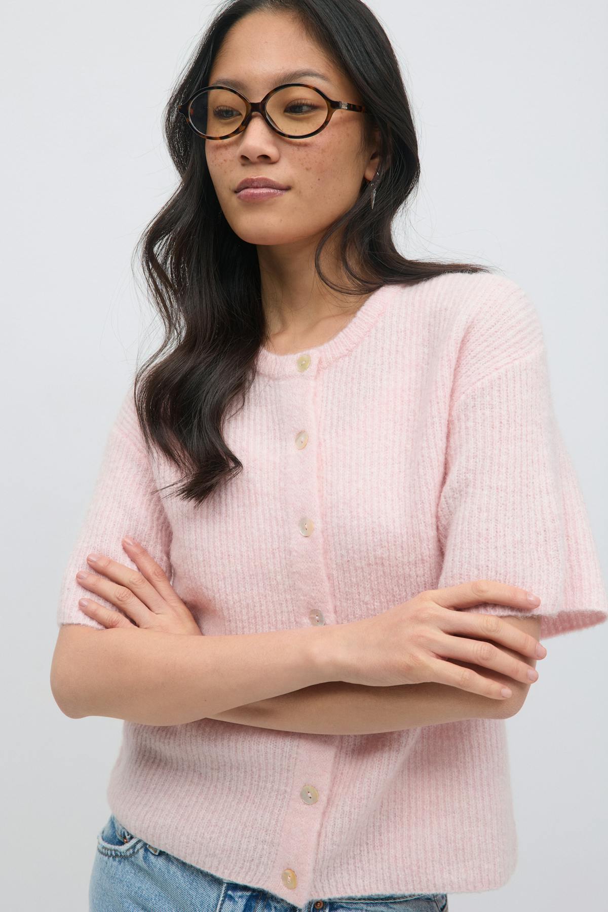 Short sleeve knitted cardigan