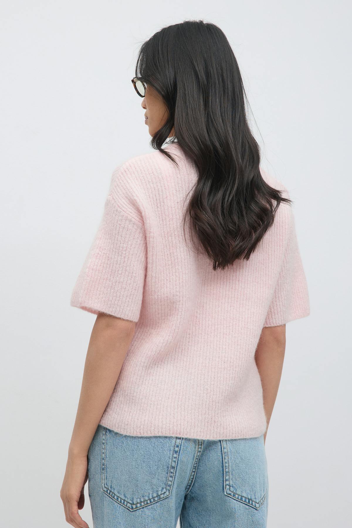 Short sleeve knitted cardigan