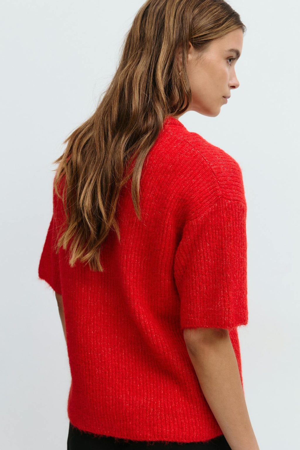Short sleeve knitted cardigan