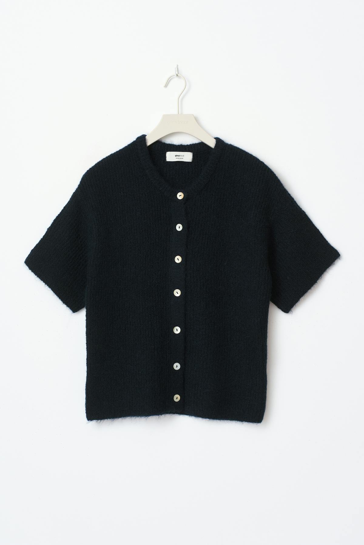 Short sleeve knitted cardigan