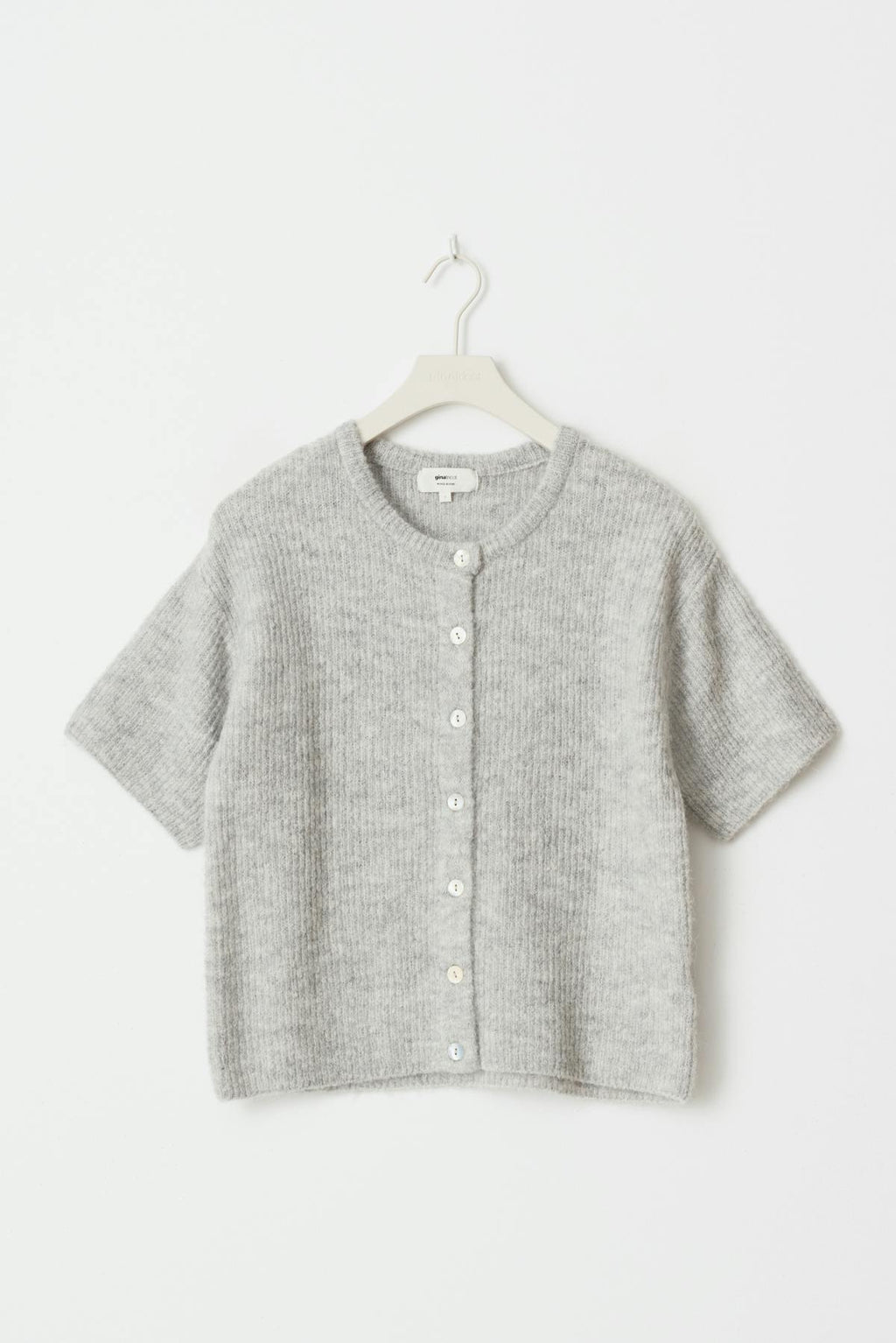 Short sleeve knitted cardigan